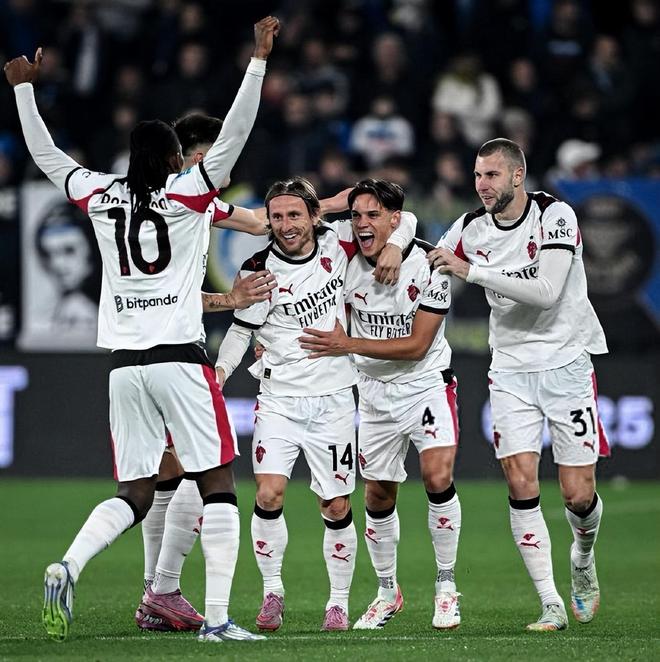 挖槽！詹姆斯不要奖了！必须打满47场…