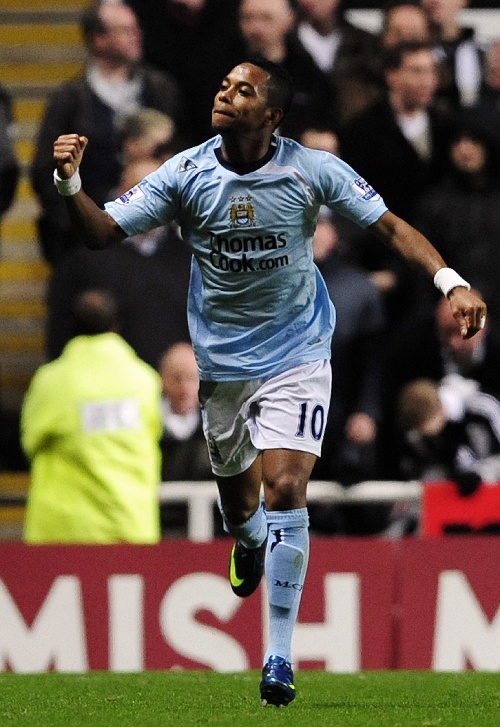 鲍尔17+5+5黄蜂9人上双150-95狂胜爵士55分