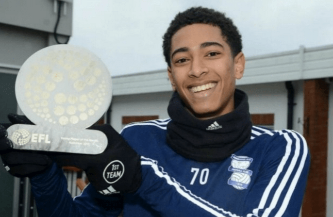 江湖竞芳华！西山居《剑侠世界3》国风时装秀来袭