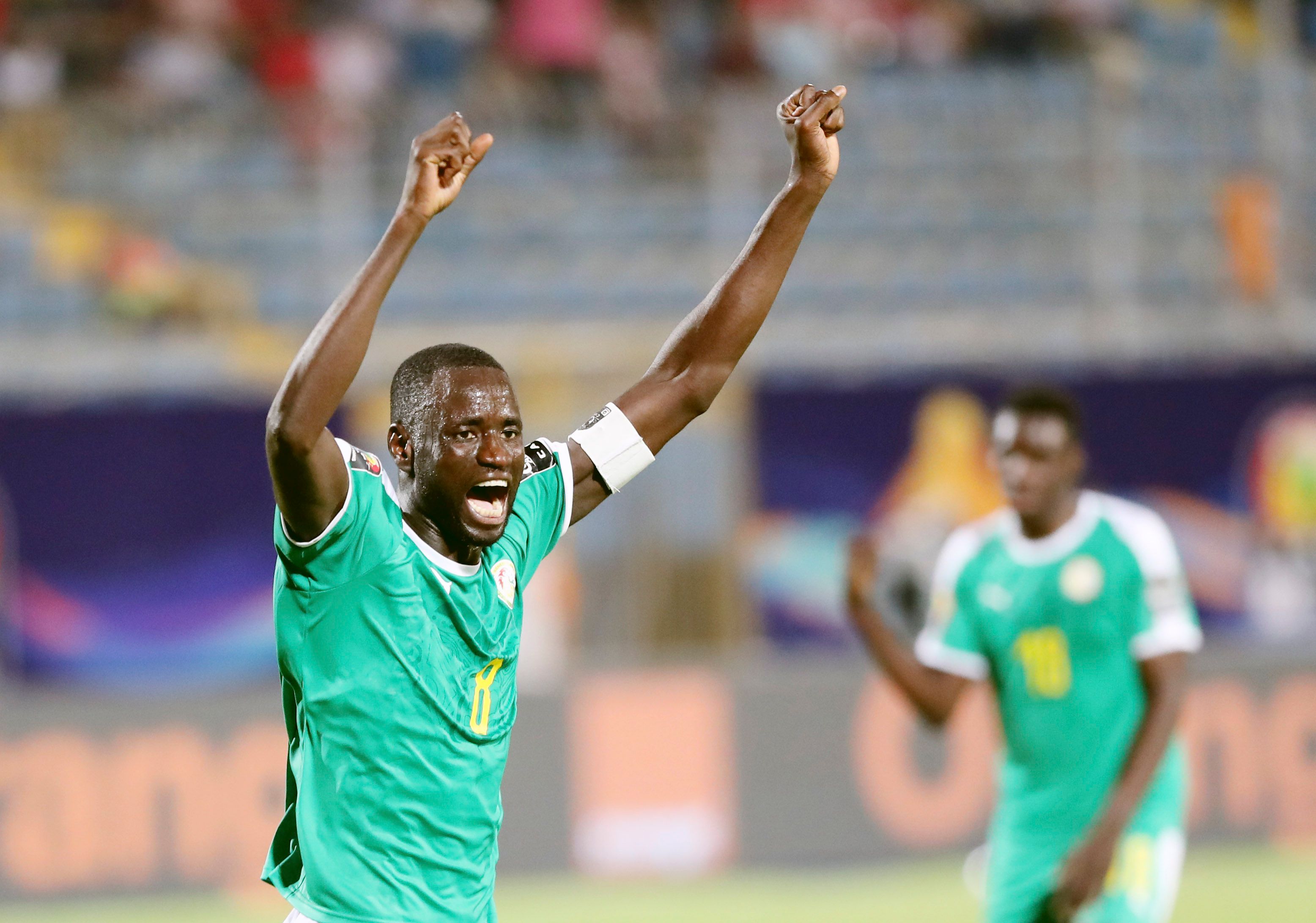 3-1后！让穆帅争2有望：本菲卡半程不败+差对手3