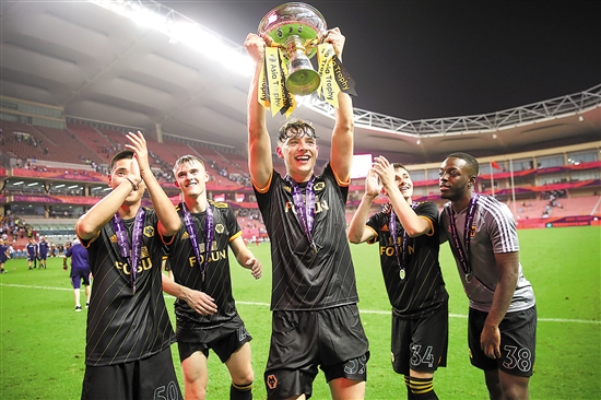 名记：加拉格尔已完成体检只差签字，预计周末迎来热刺首秀