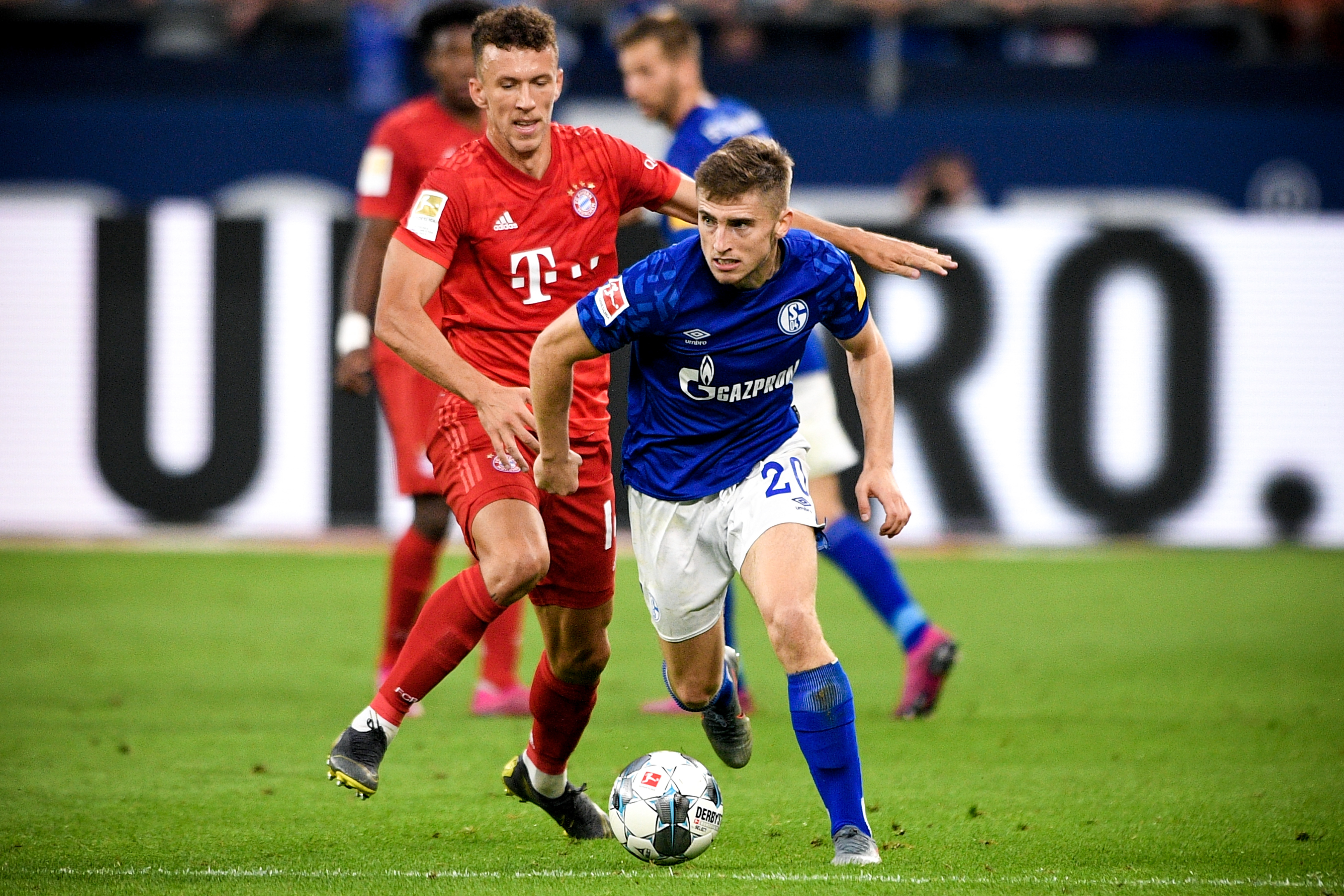 轻竞技玩法为何更受玩家欢迎