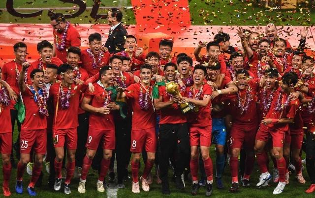 杀死比赛！库里轰31+7+7打败雄鹿！欺负追梦，字母哥空砍34+10+5