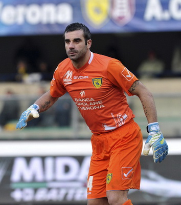 拳头还有新游戏没公开？前《LOL》手游总监新职位更新