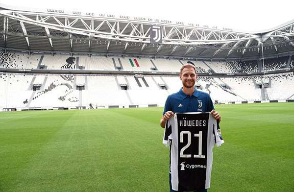 湖人惜败雄鹿！詹姆斯尽力，众配角发挥，东契奇+艾顿攻守全垮！